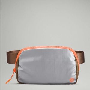 Well Loved Lululemon Everywhere Bag